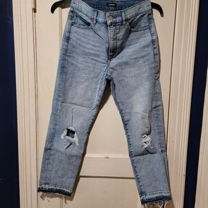 Express crop mom jean sz 6